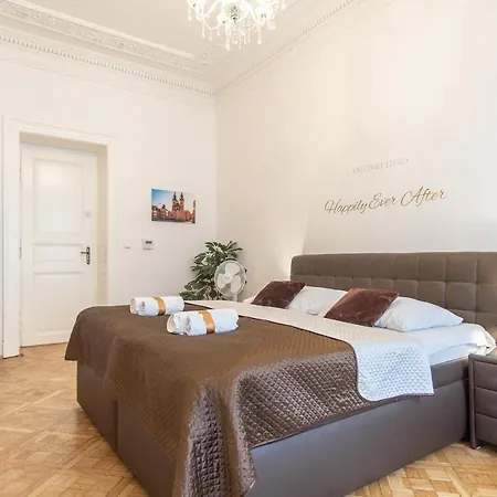 Pensionat Palace - Wenceslas Square 3*